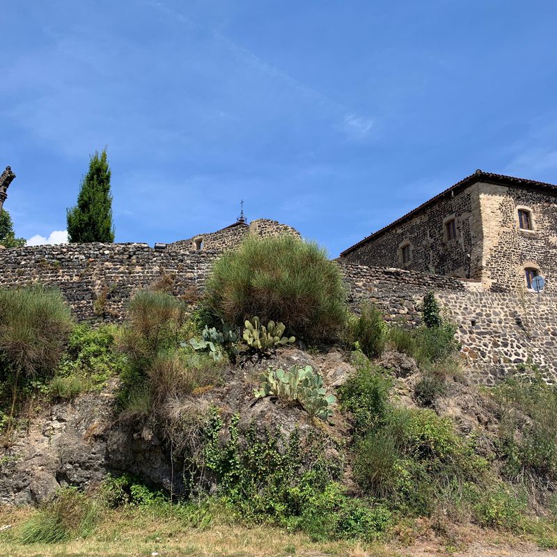 J-5: St-Victor - Noiretable