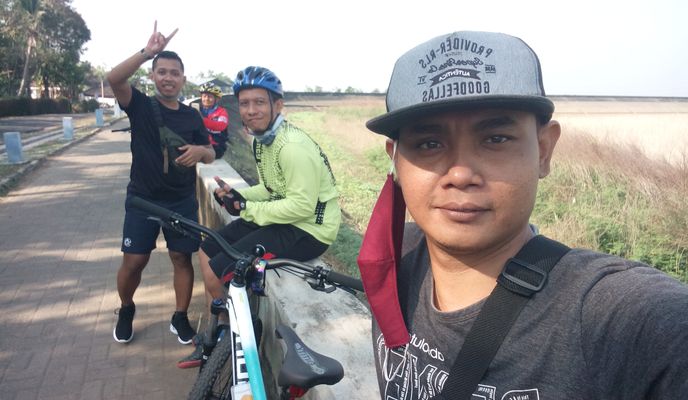 Foto 1 der Bikemap-Route "Jalan Nasional 15 63, Kecamatan Sidoharjo to Jalan Maospati - Solo, Kecamatan Sidoharjo"