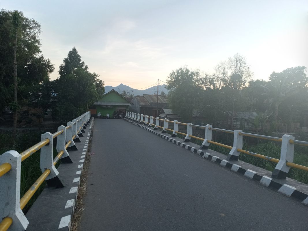meninting batu layar