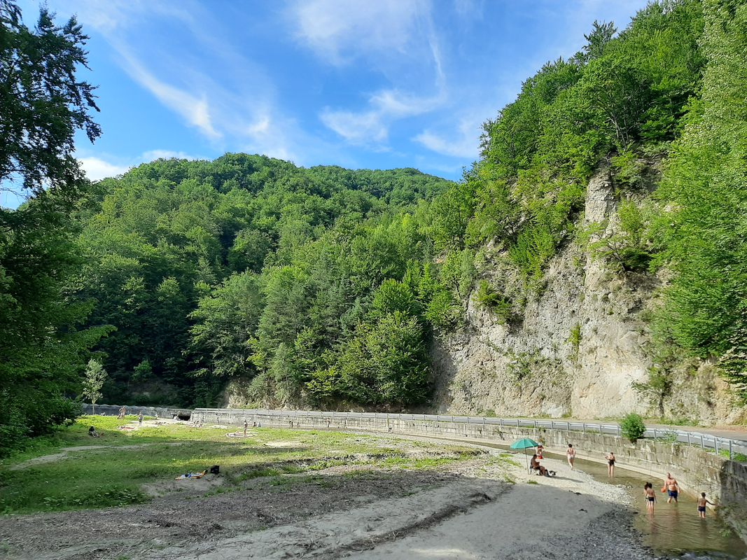 Unnamed Road, Comanca to Strada Nicolae Epure 9, Râmnicu Vâlcea
