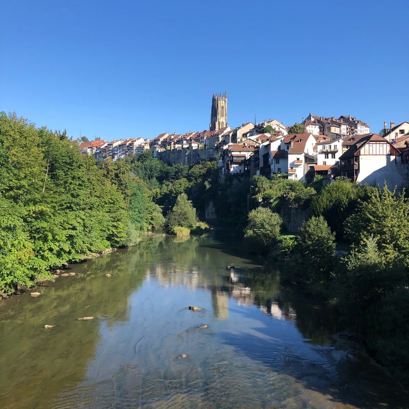 Mühleweg, Gurmels nach Mühleweg 24, Gurmels