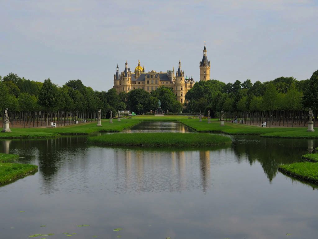 Schwerin-Rundtour: Ostorfer See und Pinnower See
