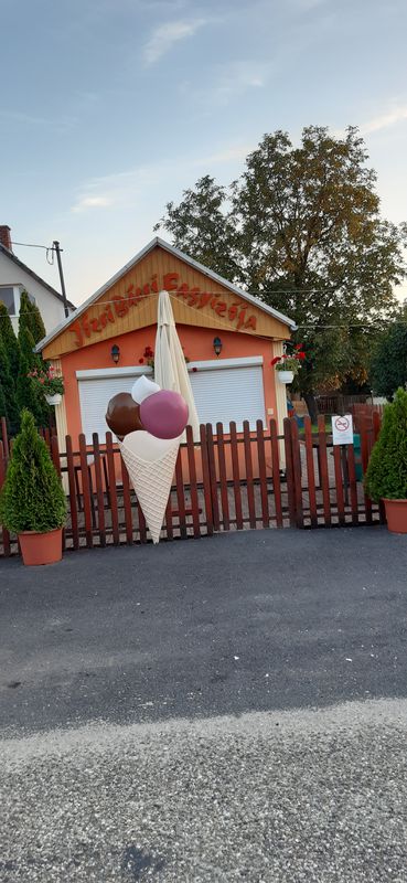 Onga - Józsi bácsi fagyizója - Alsózsolca