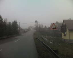 Hebe Bild 1 entlang der Bikemap-Route "Podjazd na Szańce z Miloszowej" hervor