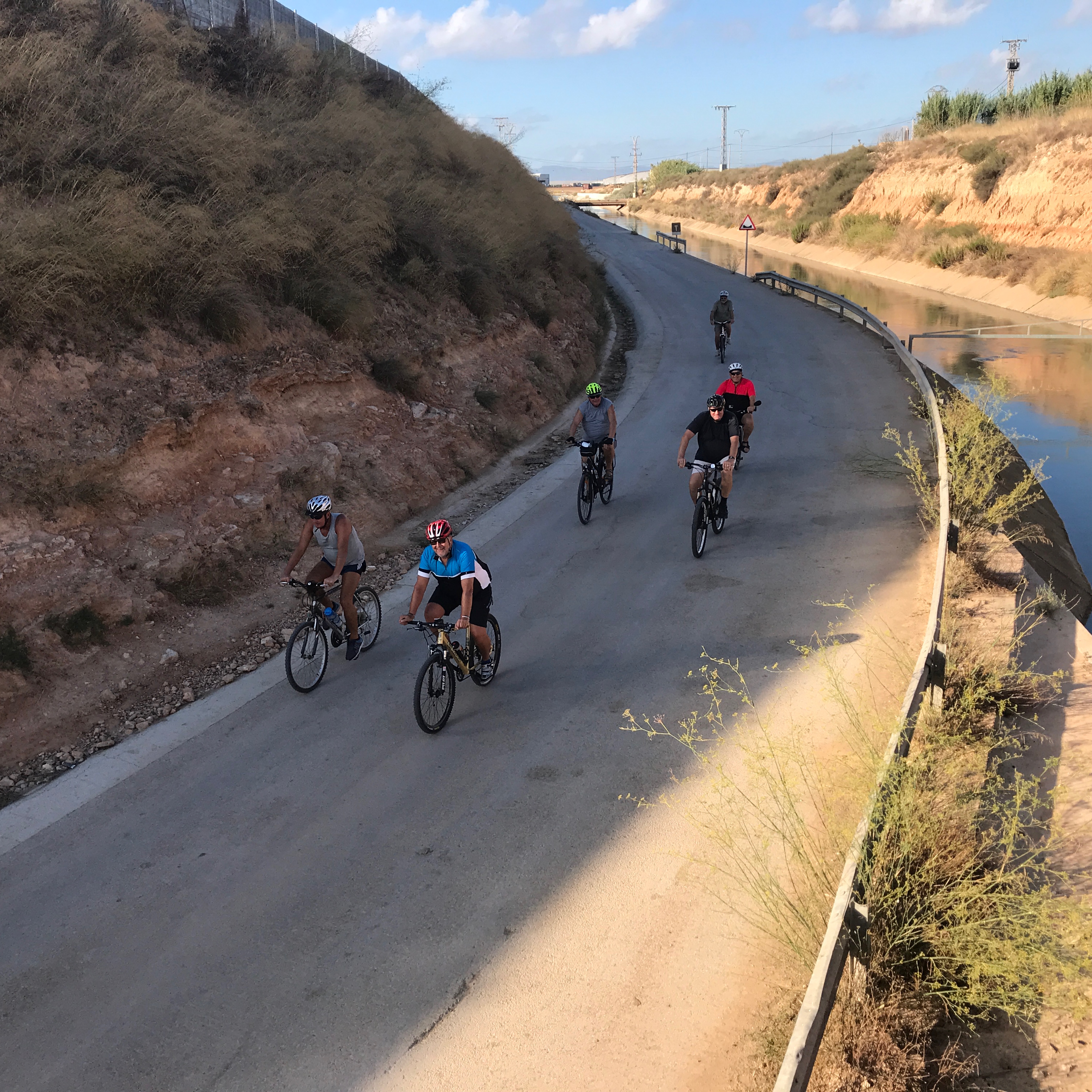 From Pilar de Horadada to Torre Pacheco and back by the water canal.
