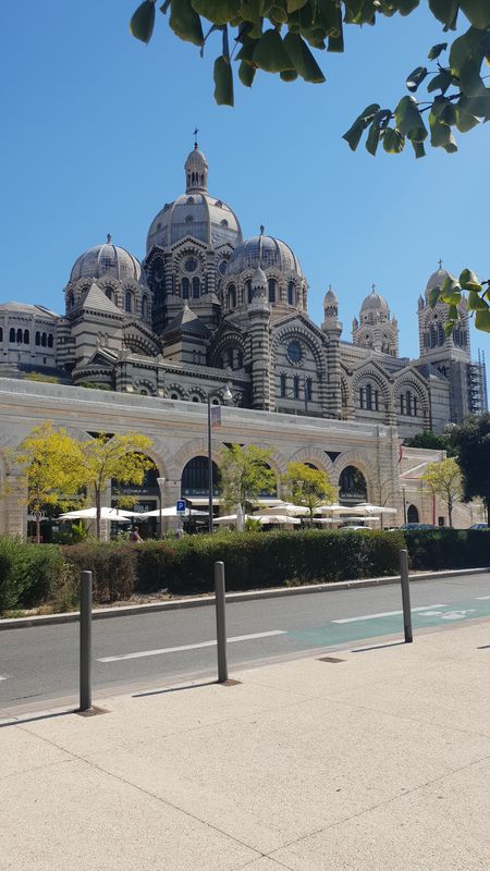 Day 6, Tarascon to Marseille