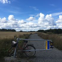 De Folkungagatan 21A, Uppsala à Husbyvägen 8–9, Uppsala