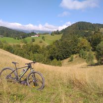 Piatra Craiului MTB Yellow 40 km Dambovicioara - Ciocanu - Sirnea - Fundata - Cheile Gradistei - V. Cheii - Dambovicioara (ADE 91)