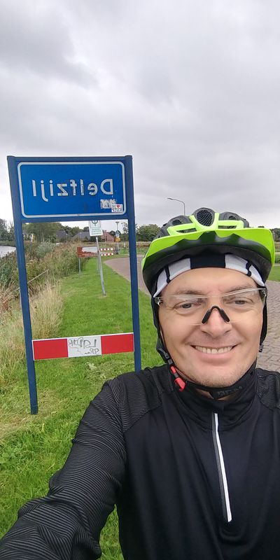 От Marktstraat 1, Delfzijl до Vredenburgweg 3, Hoogezand