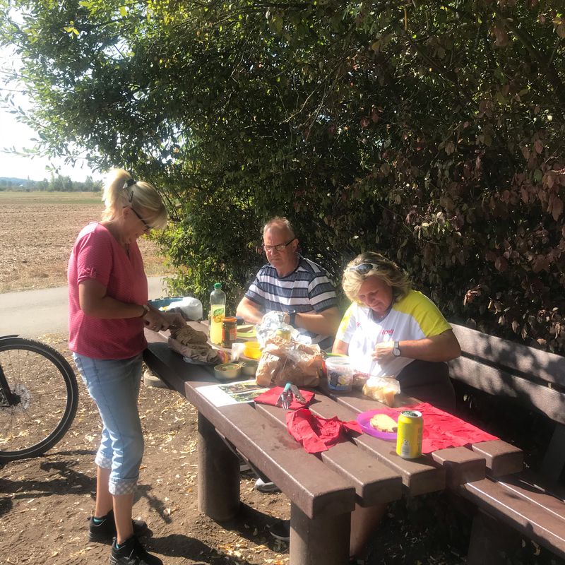 Monsheimer Straße 22, Worms nach Otto-von-Guericke-Ring 7, Wiesbaden