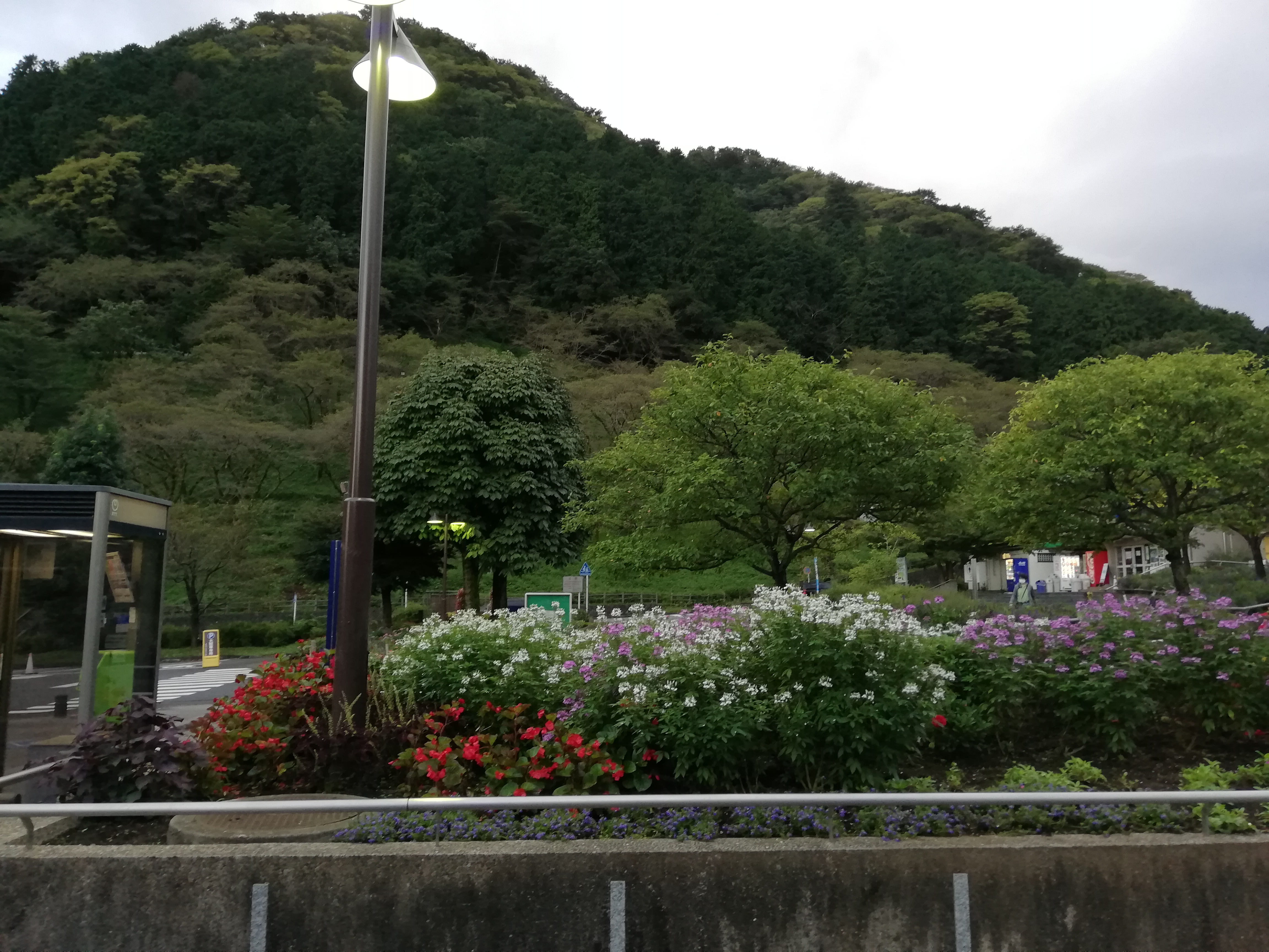 ２丁目, 八王子市 to １２９０−１, 相模原市