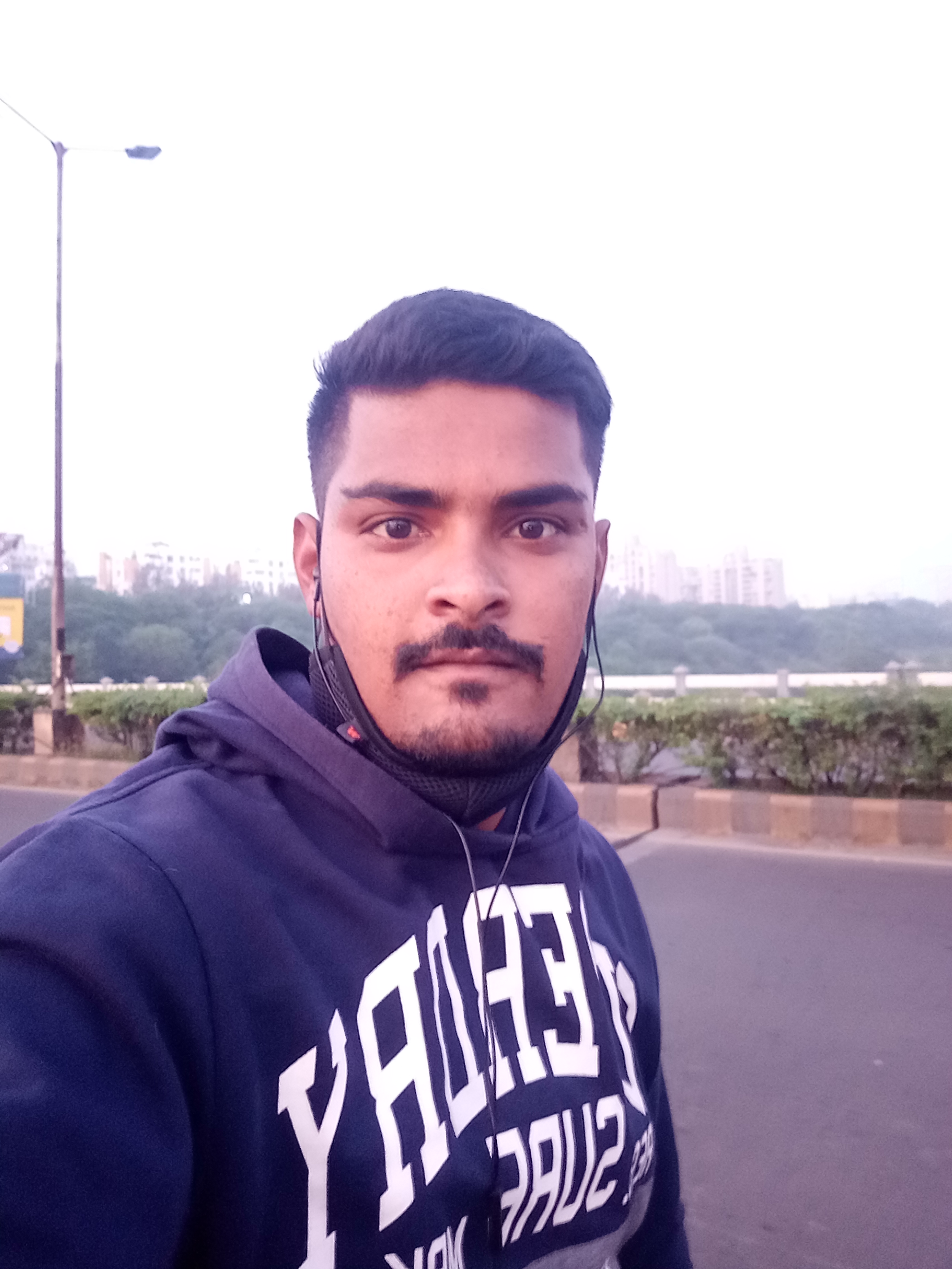 B5, Pune to Bollywood Theatre, Pune