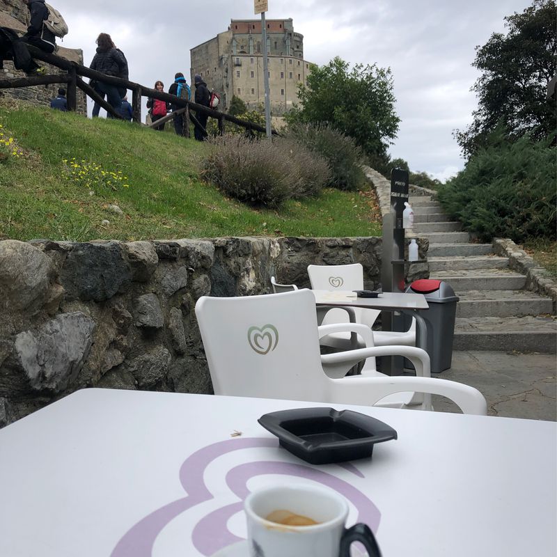 Sagra di San Michele da solo