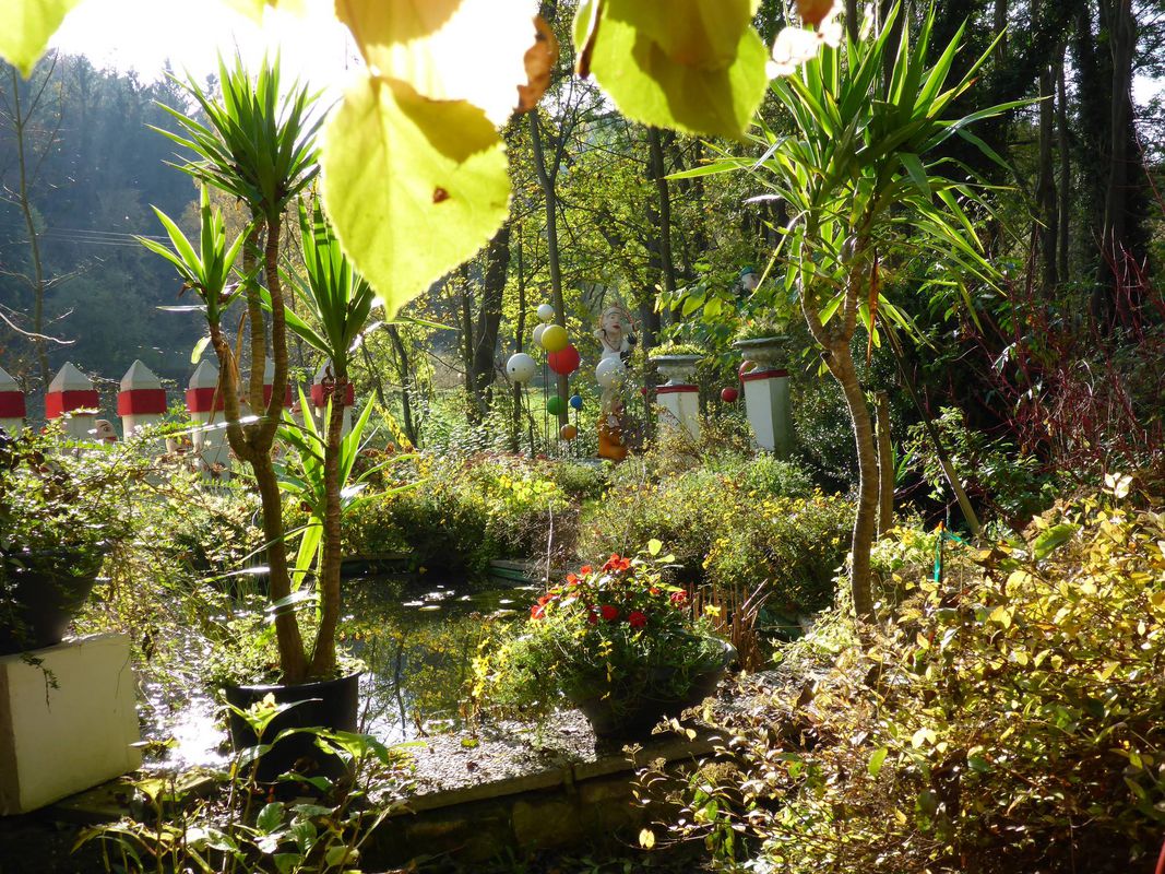 Zum Garten der Stille in Plinz
