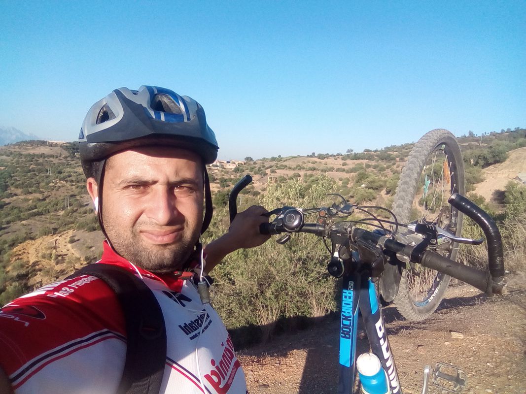 De Route de Tazrout, Draâ El Mizan à Route de Tazrout, Draâ El Mizan