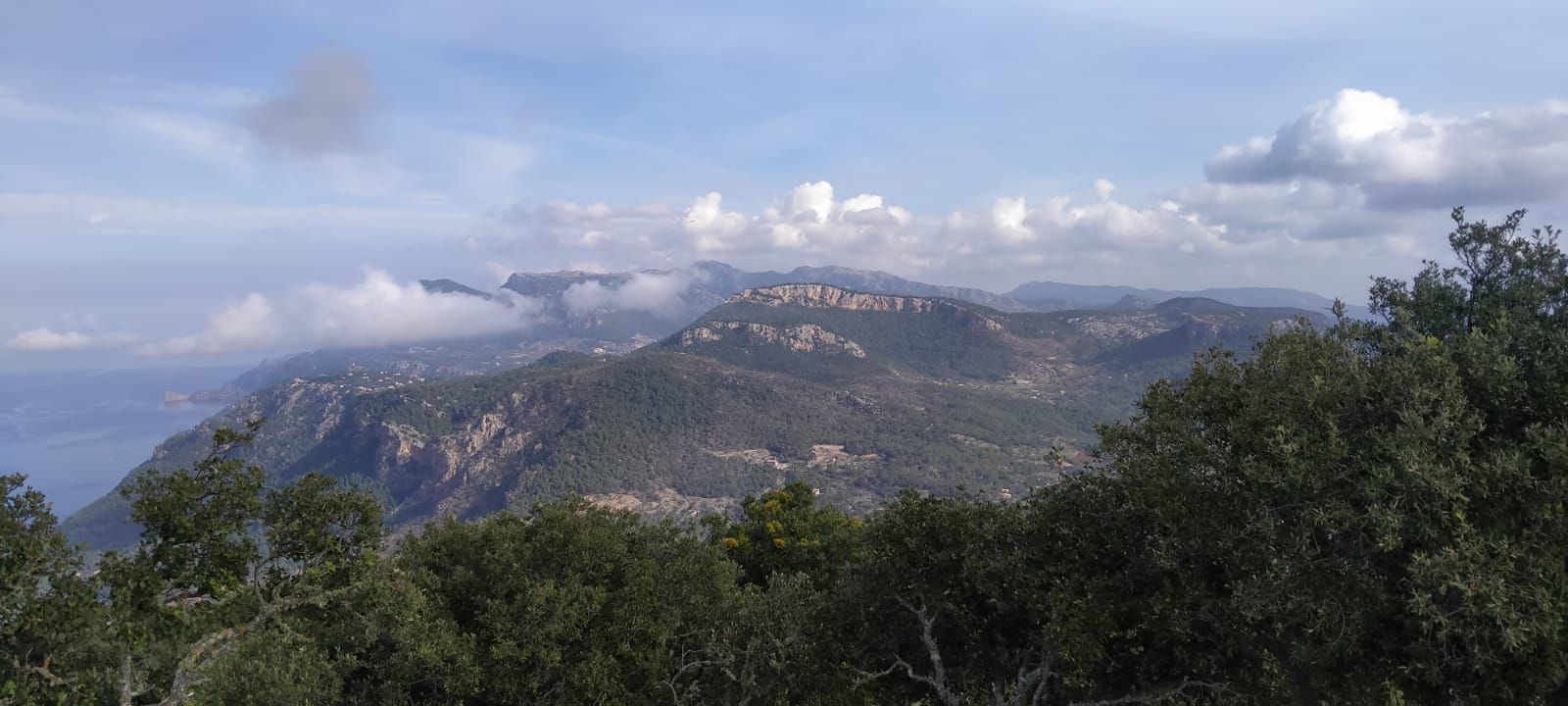 Mallorca a peu: moletó de sa Granja des del camí des Correu