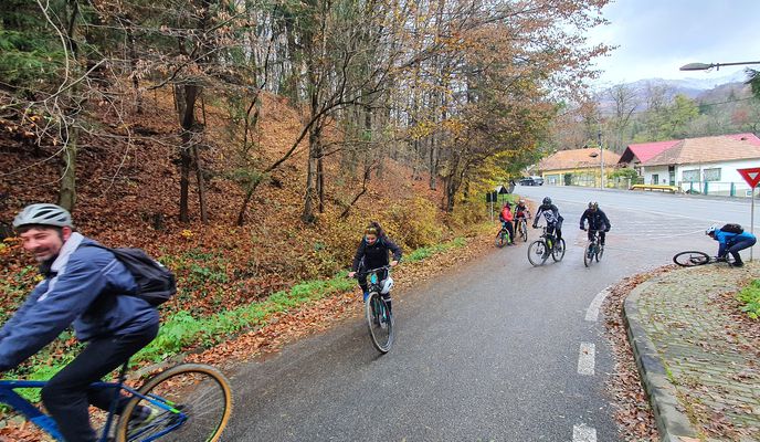 Foto 2 der Bikemap-Route "Râmnicu Vâlcea to Bulevardul Tineretului 1, Râmnicu Vâlcea Olănești-TISA- CTV Cicloturism Vâlcea- Rm.Valcea"