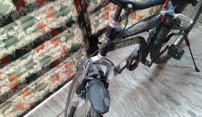 Foto 1 der Bikemap-Route "Peer Baba Road, Panchkula to Lake Walking Way, Chandigarh" Foto 1 der Bikemap-Route "Peer Baba Road, Panchkula to Lake Walking Way, Chandigarh"