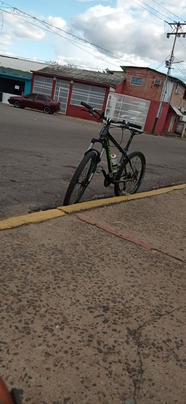 centurión paseo Táchira aeropuerto libertador 17 dice paseo meneses