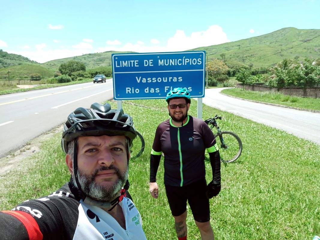 Vassouras x Barão x Areal(ponte de juparana) x Paraiso x Lacerda x Fazenda Guaritá x Andrade Pinto(via suquinha) x Vassouras pela BR