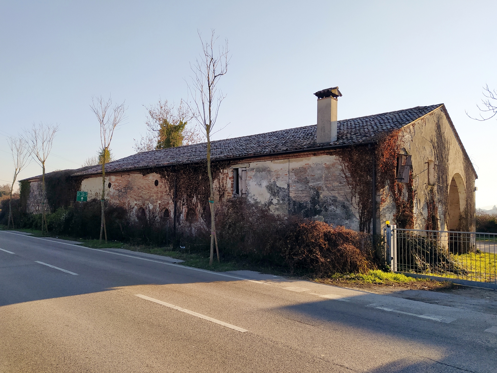 Hebe Bild 9 entlang der Bikemap-Route "Paesaggio rurale di Abano Terme percorso n°1" hervor