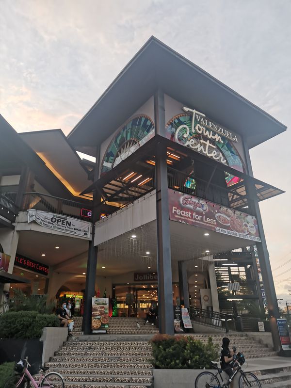 Las Pinas to MacArthur Highway 143, Valenzuela