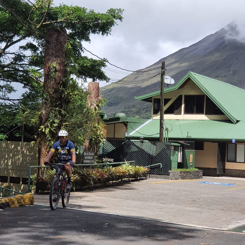 De Alajuela Province a Calle Arenal Observatory Lodge