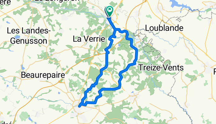 De 1 Place de la Mairie, Mortagne-sur-Sèvre à Rue Nantaise, Mortagne-sur-Sèvre