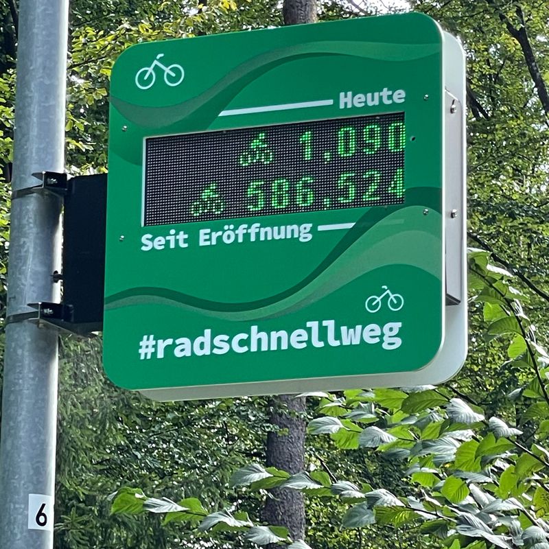 Möhringen - Sindelfinger Wald - Büsnau - Katzenbacher Hof - Uni (26km)