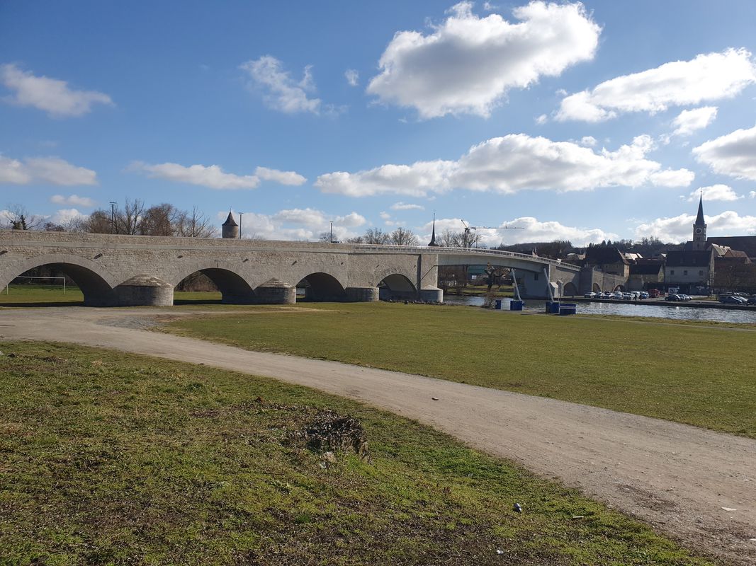 Remlinger Straße 5, Uettingen nach Remlinger Straße 11, Uettingen