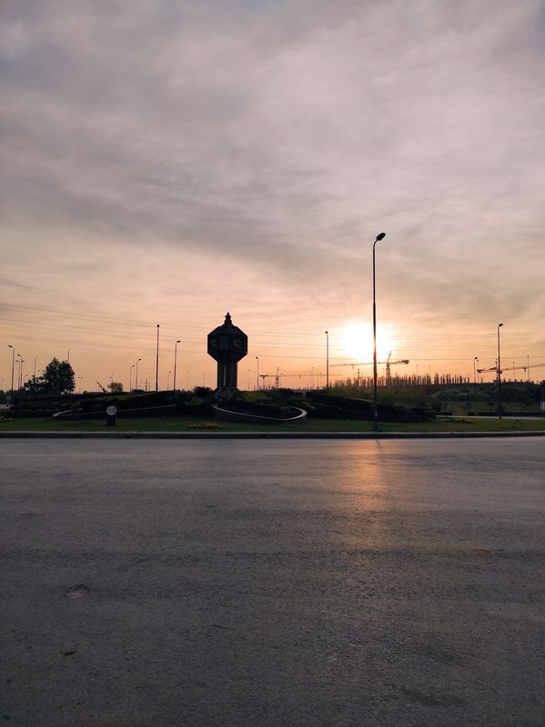 Lahore to Street 10 511, Lahore