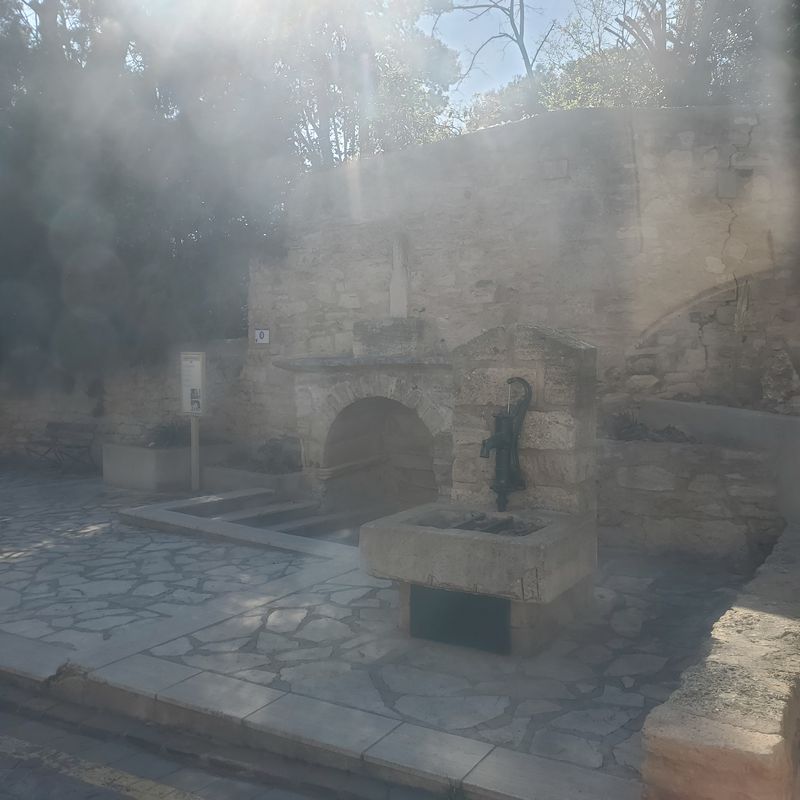 Place de la Fontaine Vieille 6, Nézignan-l'Évêque to Rue des Litanies 21, Pézenas