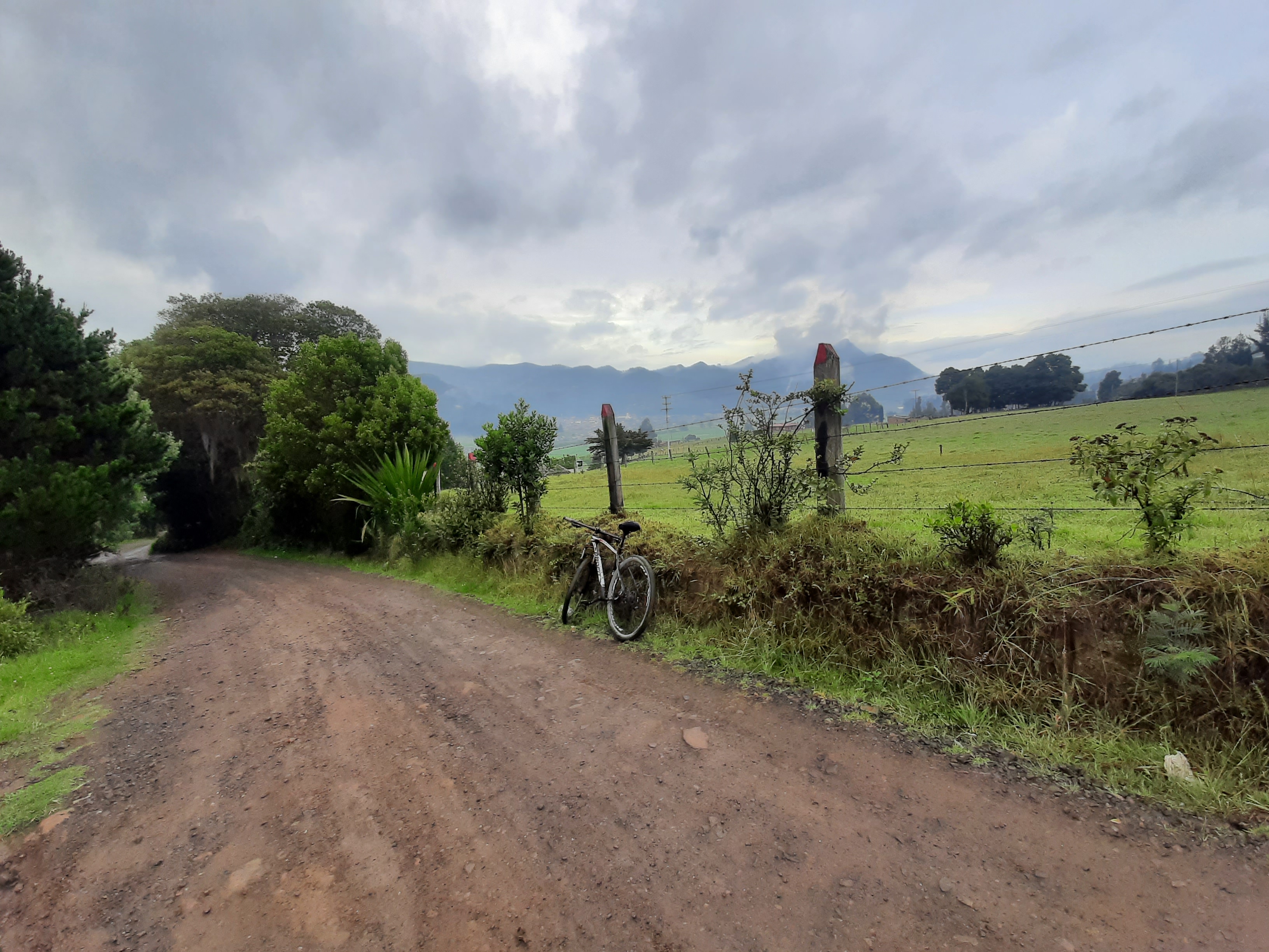 FRONTERA   De Carrera 5 4-1, Guachetá a Carrera 5 4-1, Guachetá