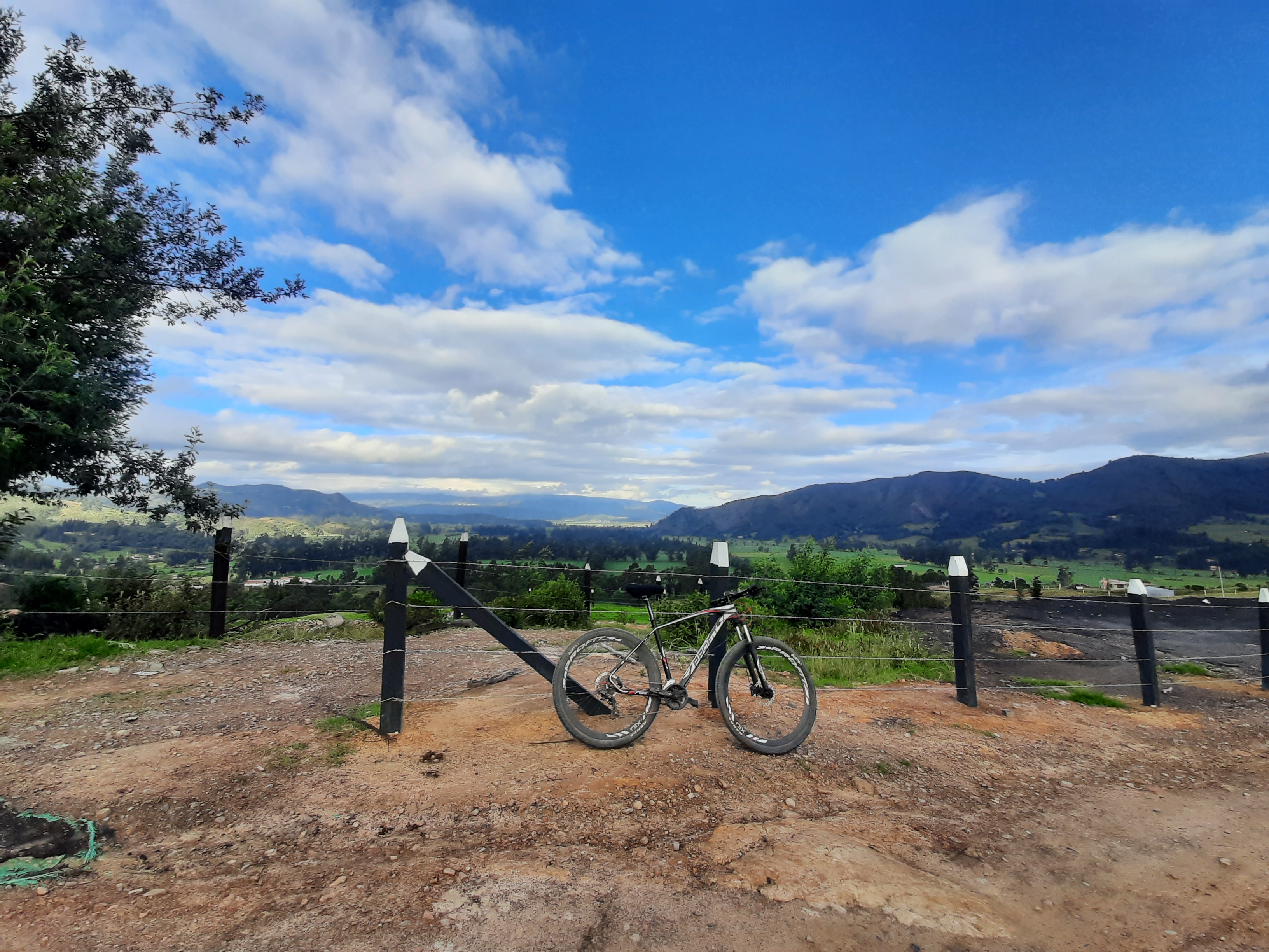 Quebrada onda       De Guachetá a Carrera 5 4-1, Guachetá