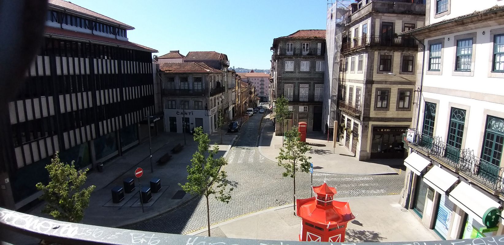 De Rua Álvaro Gomes 47, Porto a Rua Álvaro Gomes 15, Porto