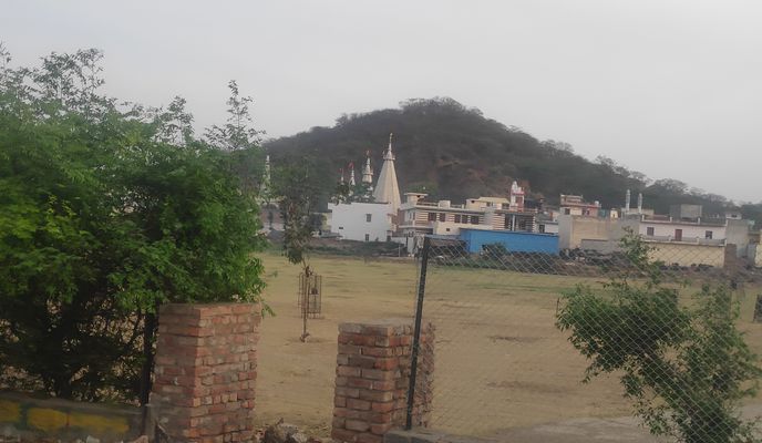 Foto 1 der Bikemap-Route "Chandigarh to Block C, Chandigarh" Foto 1 der Bikemap-Route "Chandigarh to Block C, Chandigarh"