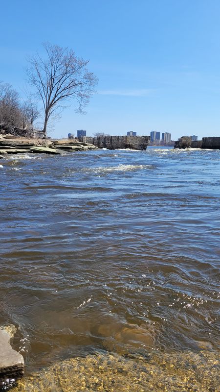 De Sir John A. Macdonald Parkway 745, Ottawa a Rue Martel 40, Gatineau