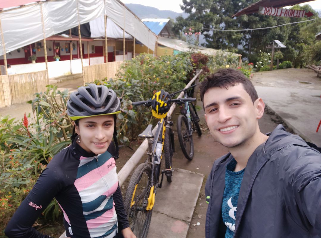 De VĂa al Parque de los Nevados a Calle 13 352, VillamarĂa