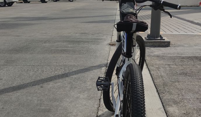 Foto 1 der Bikemap-Route "Unnamed Road, Imus to Malagasang Road 109, Imus"