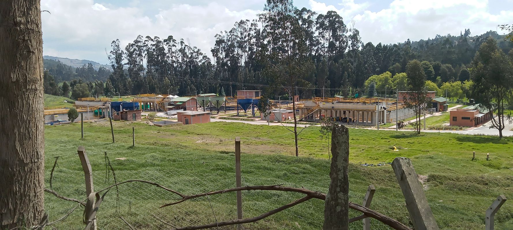De Carrera 1a Este, Tunja a Avenida Universitaria 40-28, Tunja
