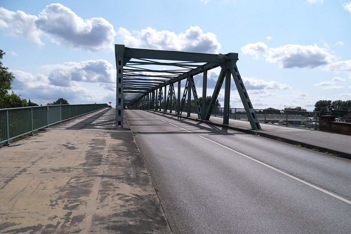 Unter den Birken 24, Kelkheim (Taunus) nach Mainz-Kostheim und zurück.Kelkheim (Taunus)