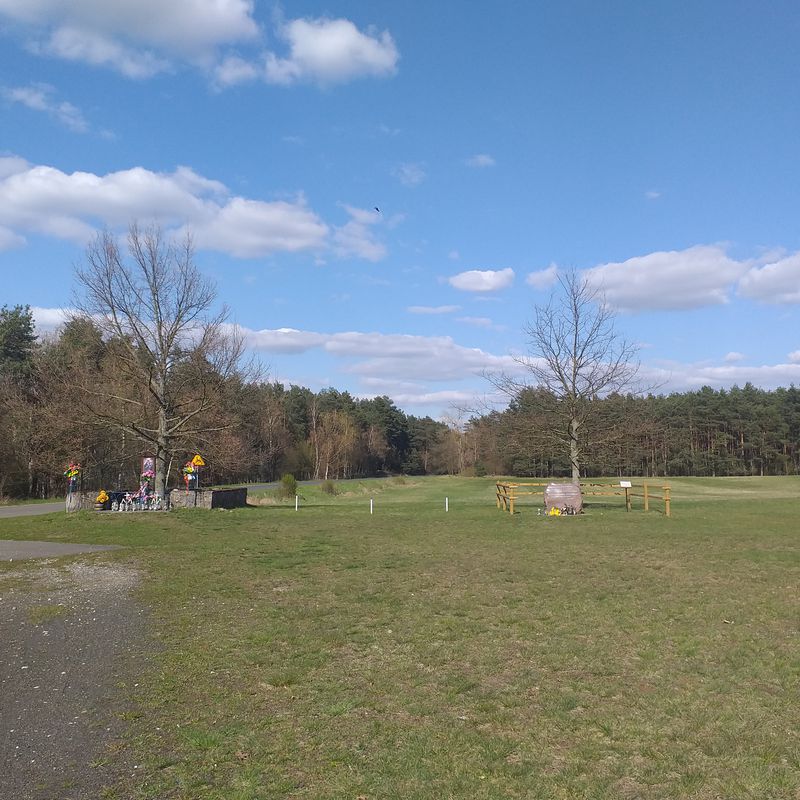 Osiedle Leśne 27, Dąbrówka Kościelna do Osiedle Leśne 27, Dąbrówka Kościelna