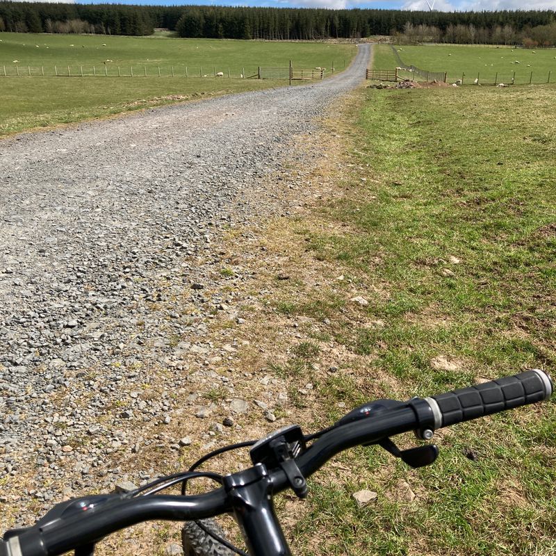 36 Hills Road, Strathaven to Taivies View, 36A Hills Road, Strathaven