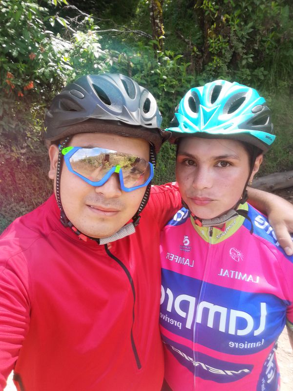 De Carrera 5 5-57, Silvia a Unnamed Road