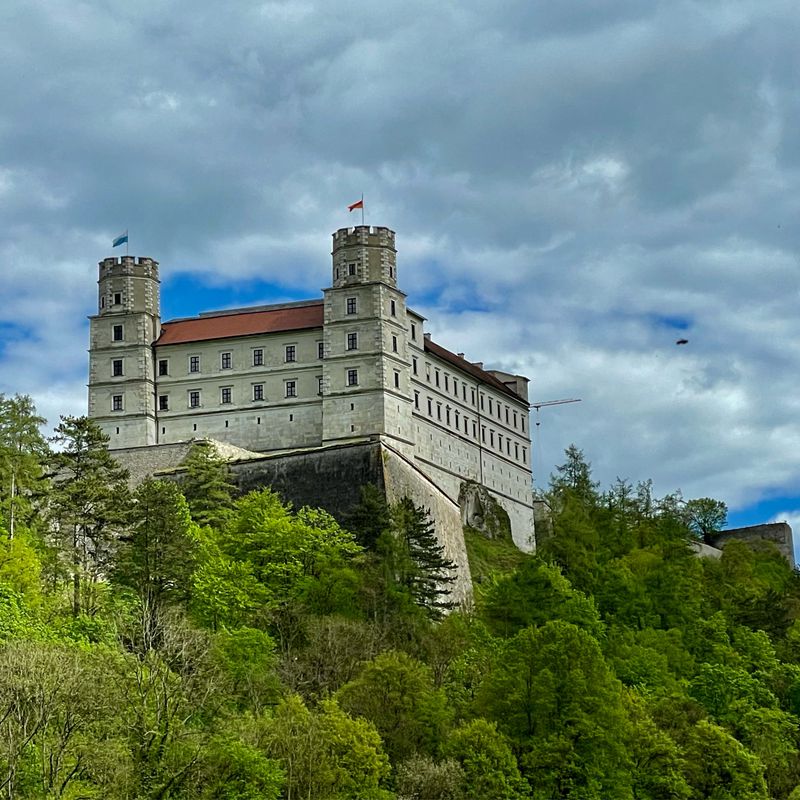 Dohlenfelsenstraße 16, Wellheim nach St2047, Rennertshofen