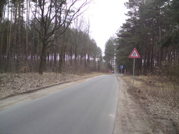 Hebe Bild 1 entlang der Bikemap-Route "Flugplatz Finow Tour" hervor