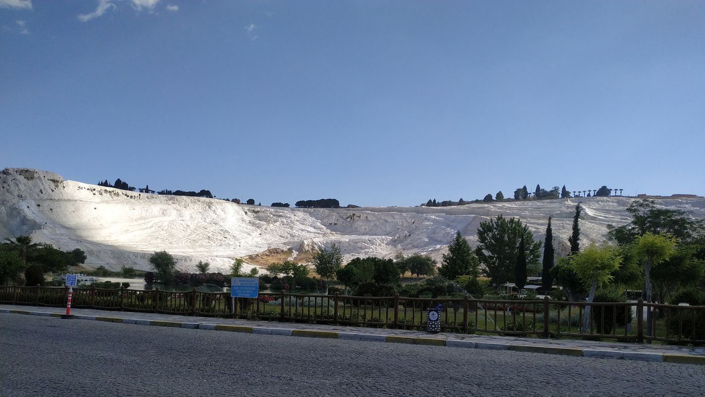 Pamukkale uluw caddesi