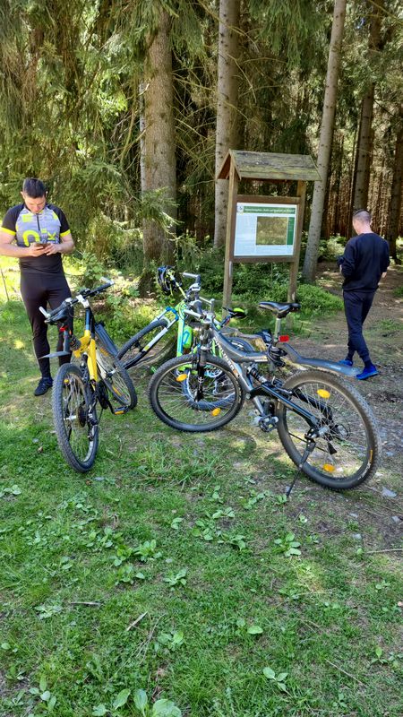Karlsbader Straße 96, Schneeberg nach Karlsbader Straße 98, Schneeberg