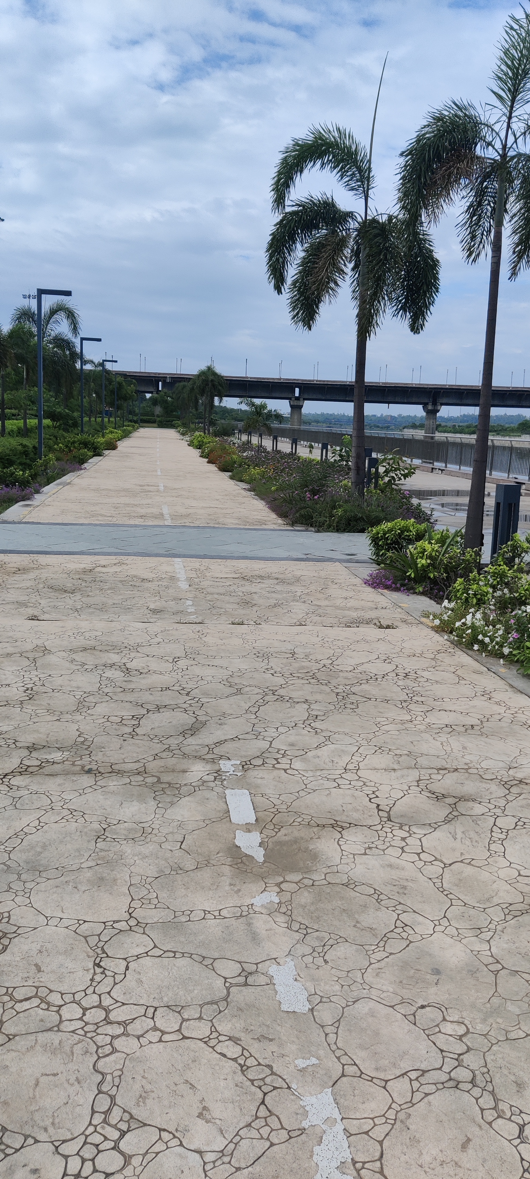 Along River Gomti-City Ride