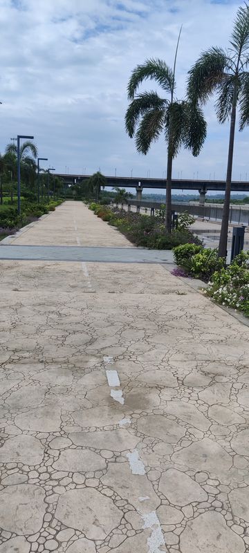 Along River Gomti-City Ride